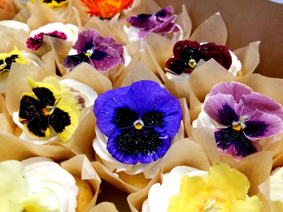 The Lucky Break Bakeshop | bakery | 6880 S Dallas Way, Greenwood Village, CO 80112, USA | 3037267003 OR +1 303-726-7003