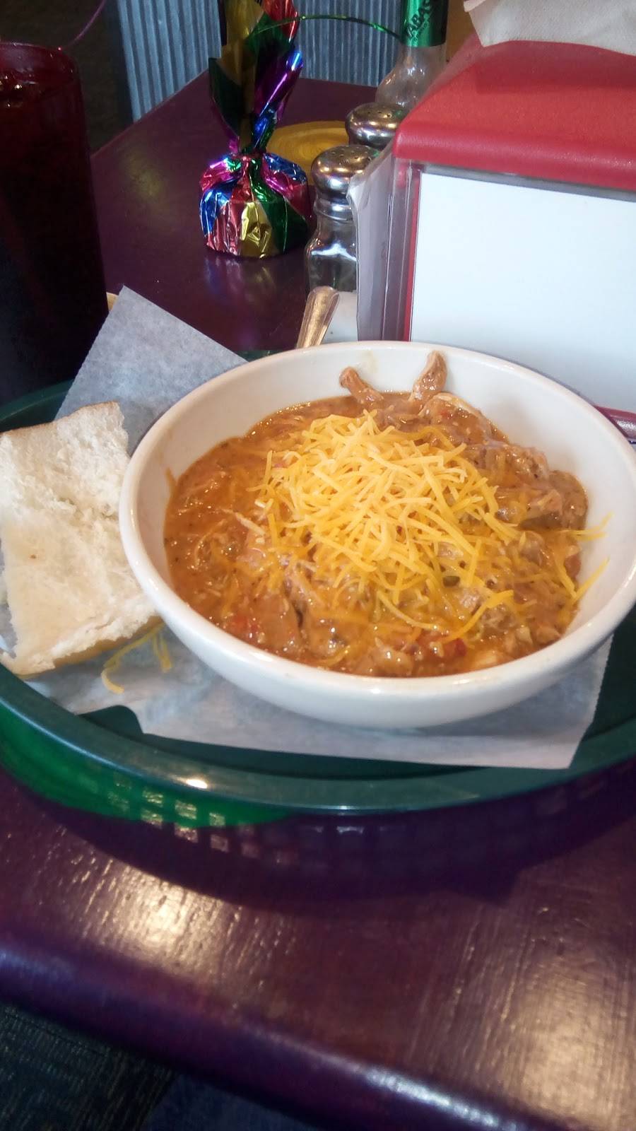 J Gumbos | restaurant | 879 W Galbraith Rd, Cincinnati, OH 45231, USA | 5135222695 OR +1 513-522-2695