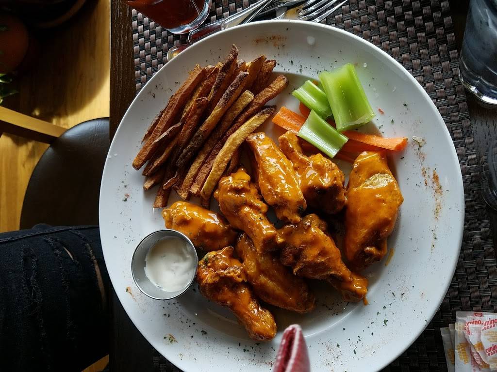 Corner Spot Cafe | restaurant | 1825 Roosevelt Rd, Broadview, IL 60155, USA | 7088655552 OR +1 708-865-5552