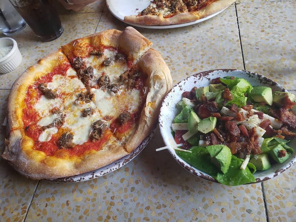 Fireside Pies | restaurant | 2949 Crockett St, Fort Worth, TX 76107, USA | 8177693590 OR +1 817-769-3590