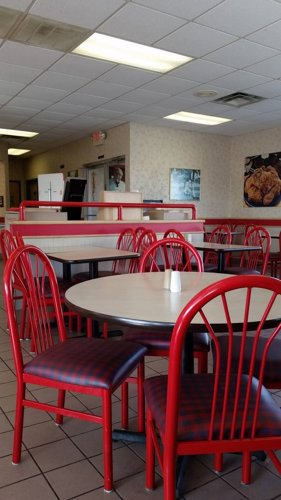 KFC | restaurant | 4515 Maplecrest Rd, Fort Wayne, IN 46835, USA | 2604865790 OR +1 260-486-5790
