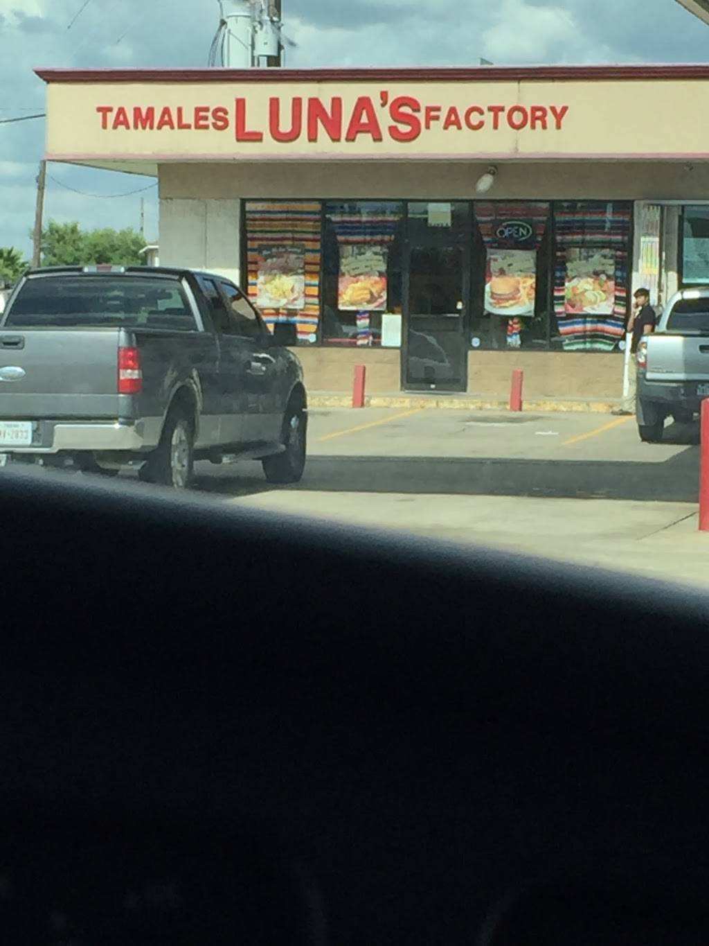 Lunas Tamale Factory & Mexican Grill | restaurant | 15632 Westpark Dr A, Houston, TX 77082, USA | 2814976646 OR +1 281-497-6646