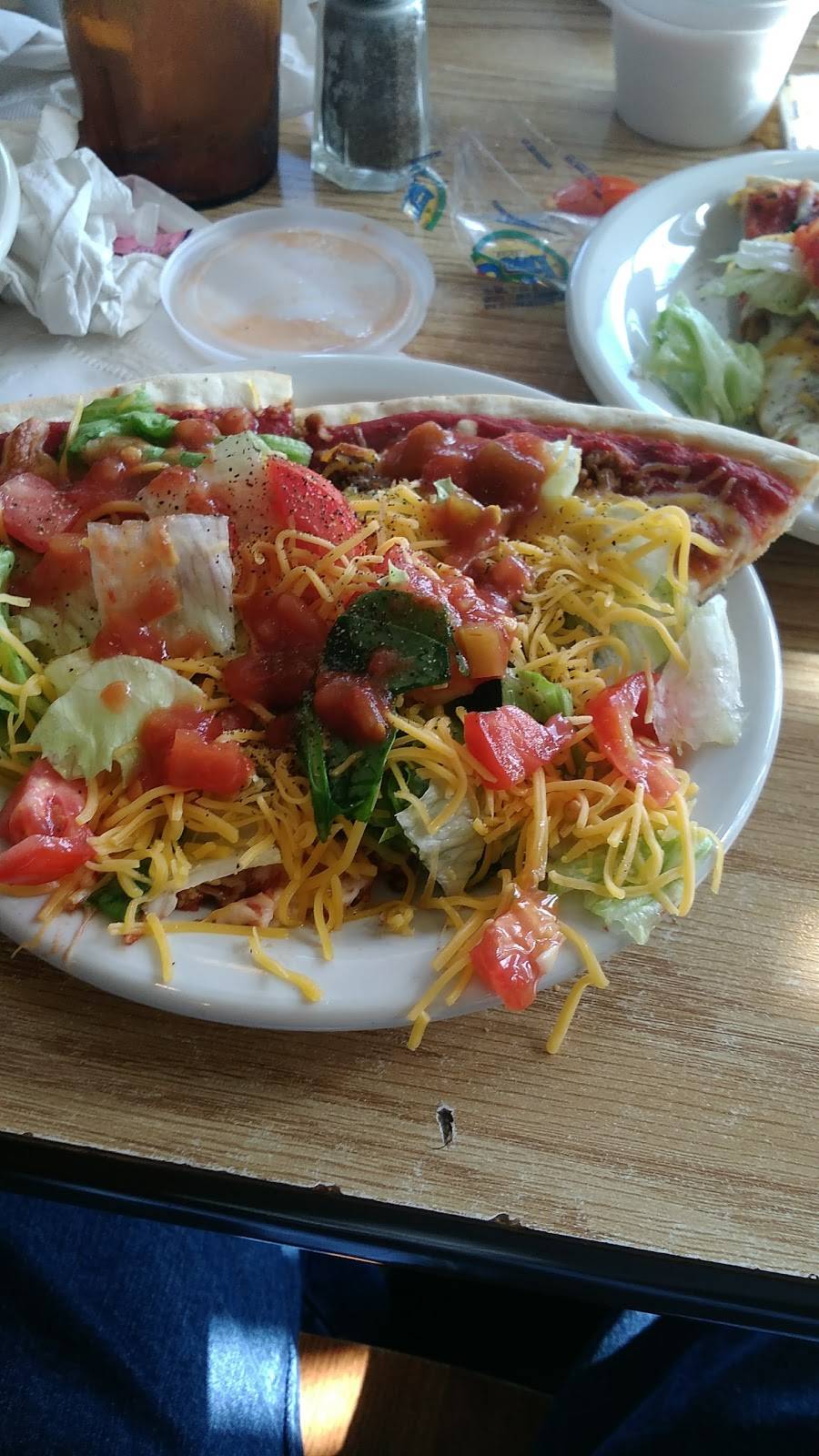 Pagliais Pizza | restaurant | 945 S Main St, Bowling Green, OH 43402, USA | 4193527571 OR +1 419-352-7571