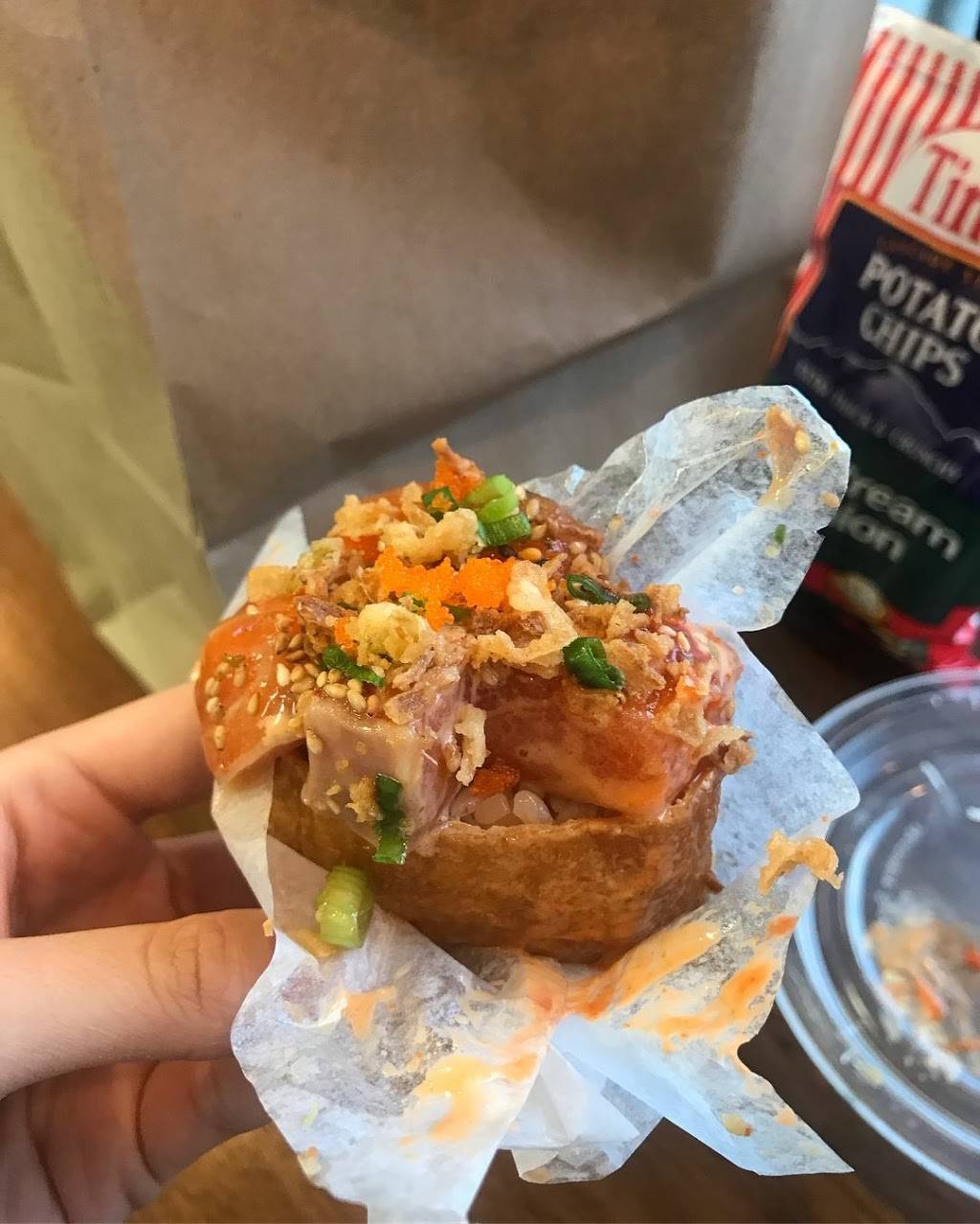 45th Stop N Shop & Poke Bar | restaurant | 2323 N 45th St, Seattle, WA 98103, USA | 2067081882 OR +1 206-708-1882