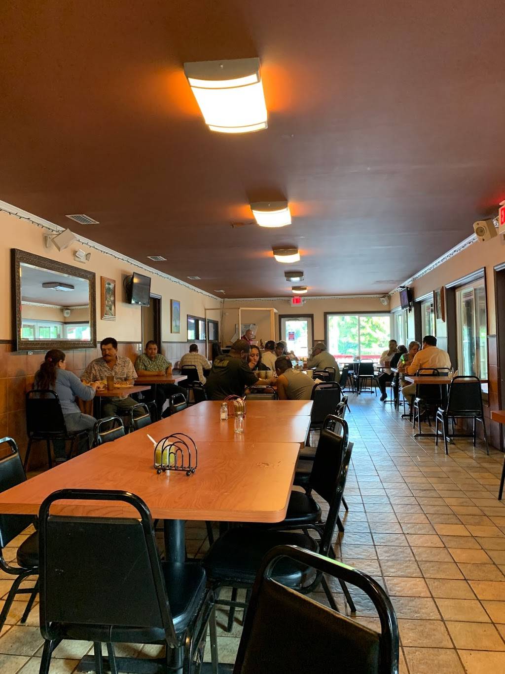 El Nicamex Restaurant | restaurant | 36 NE 15th St, Homestead, FL 33030, USA | 3052470727 OR +1 305-247-0727