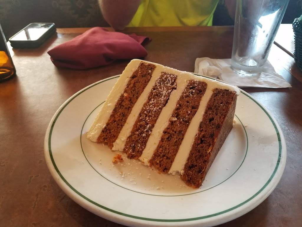 Big Bear Lodge | restaurant | 25253 Telegraph Rd, Brownstown Charter Twp, MI 48134, USA | 7347826600 OR +1 734-782-6600