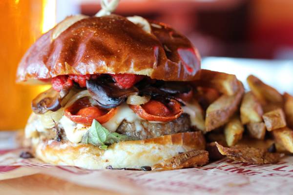 Bagger Daves | restaurant | 2972 Coolidge Hwy, Berkley, MI 48072, USA | 2485433283 OR +1 248-543-3283