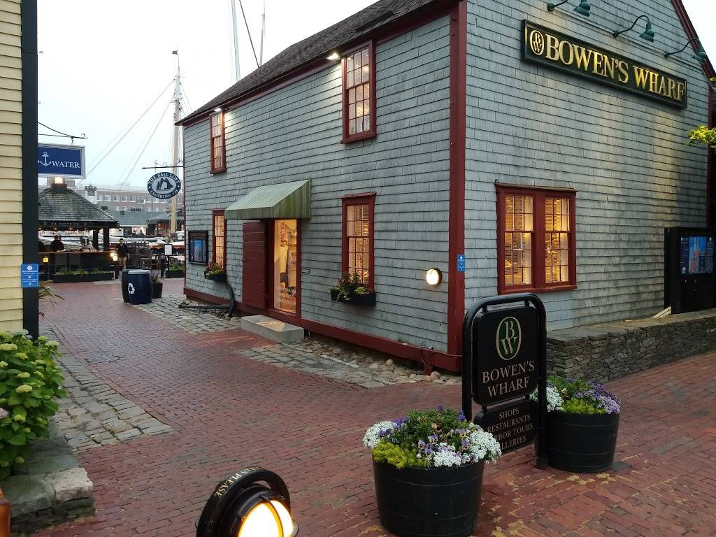 22 Bowens Wine Bar & Grille | restaurant | 22 Bowens Wharf, Newport, RI 02840, USA | 4018418884 OR +1 401-841-8884