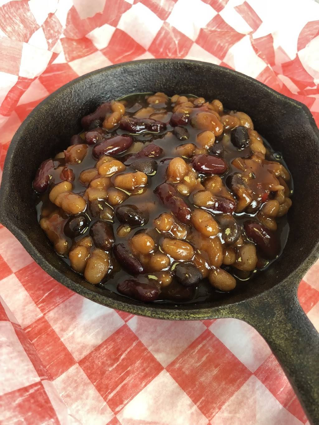 Clarks Smokehouse Grill | restaurant | 2440 Seven Mile E, Detroit, MI 48234, USA | 3133657388 OR +1 313-365-7388