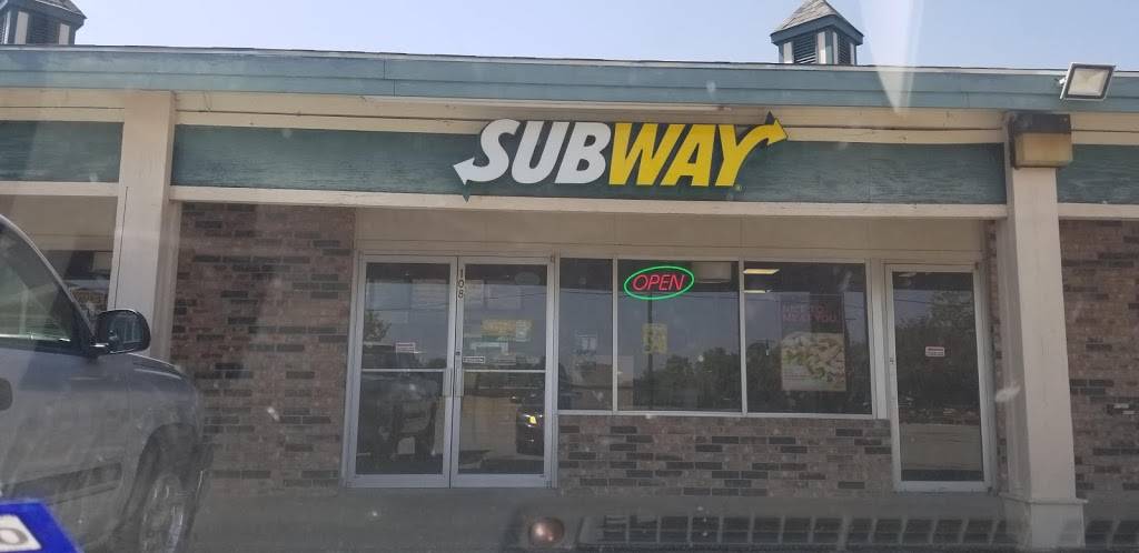 Subway Restaurants | restaurant | 102 E Hundley Dr, Lake Dallas, TX 75065, USA | 9404973484 OR +1 940-497-3484