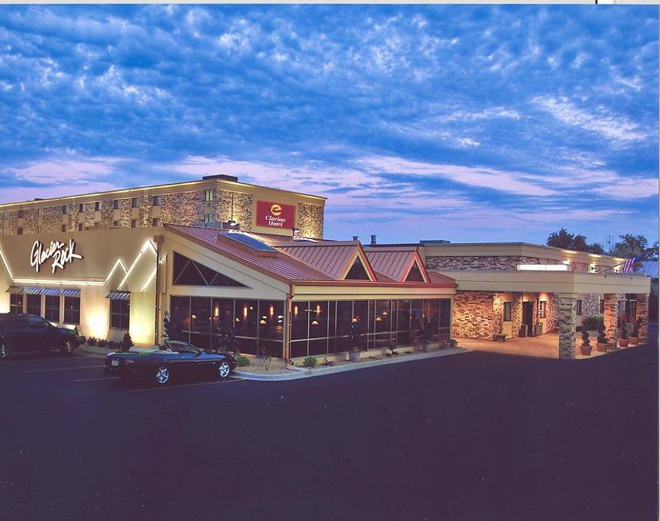 Glacier Rock | restaurant | 630 W. Pine Street, Hwy12, Baraboo, WI 53913, USA | 6083564869 OR +1 608-356-4869