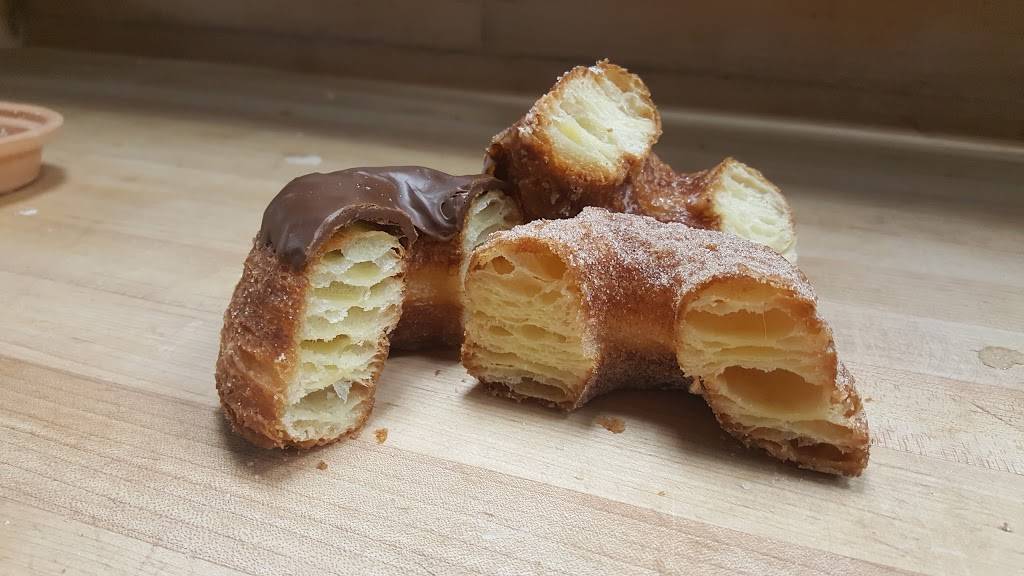 Tonys Donut House | bakery | 14226 Ramona Blvd, Baldwin Park, CA 91706, USA | 6263439010 OR +1 626-343-9010