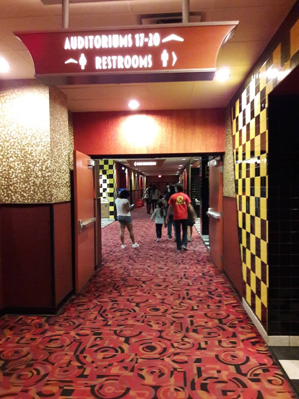 Cinemark Hollywood Movies 20 | meal takeaway | 2101 East, TX-8 Beltway, Pasadena, TX 77503, USA | 7134758180 OR +1 713-475-8180