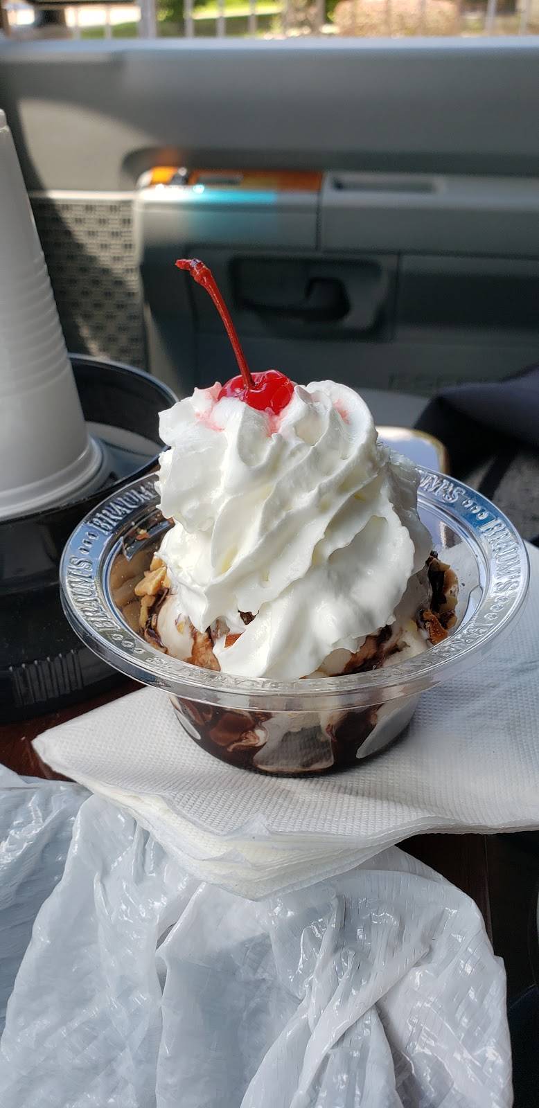 Braums Ice Cream & Burger Restaurant | restaurant | 219 NW, I-35, Hillsboro, TX 76645, USA | 2545802970 OR +1 254-580-2970