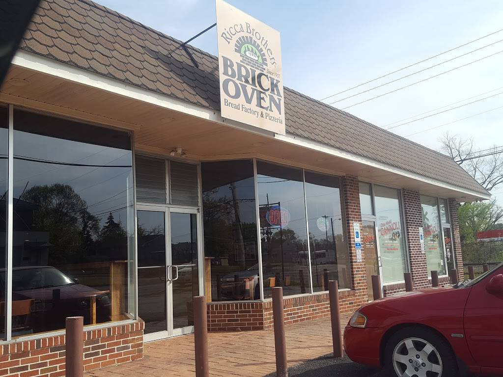 Ricca Brothers Brick Oven Pizzeria | restaurant | 104 Fairview Ave, Hammonton, NJ 08037, USA | 6097047070 OR +1 609-704-7070