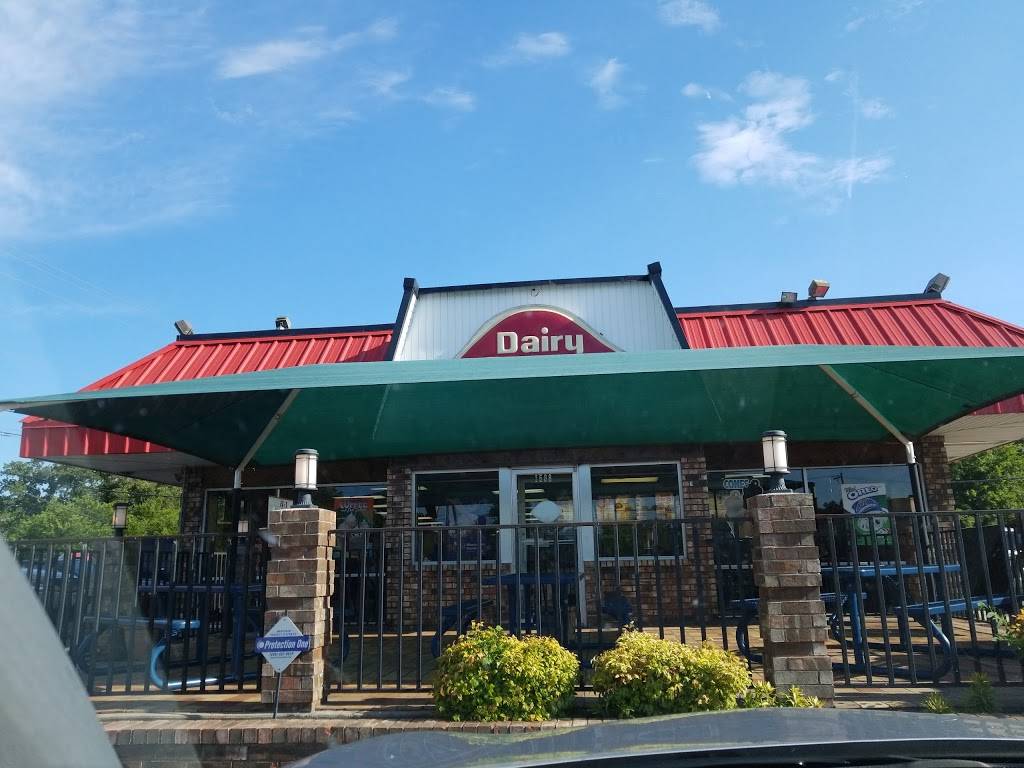 Dairy Queen Store | restaurant | 1508 Halsell St, Bridgeport, TX 76426, USA | 9406832260 OR +1 940-683-2260