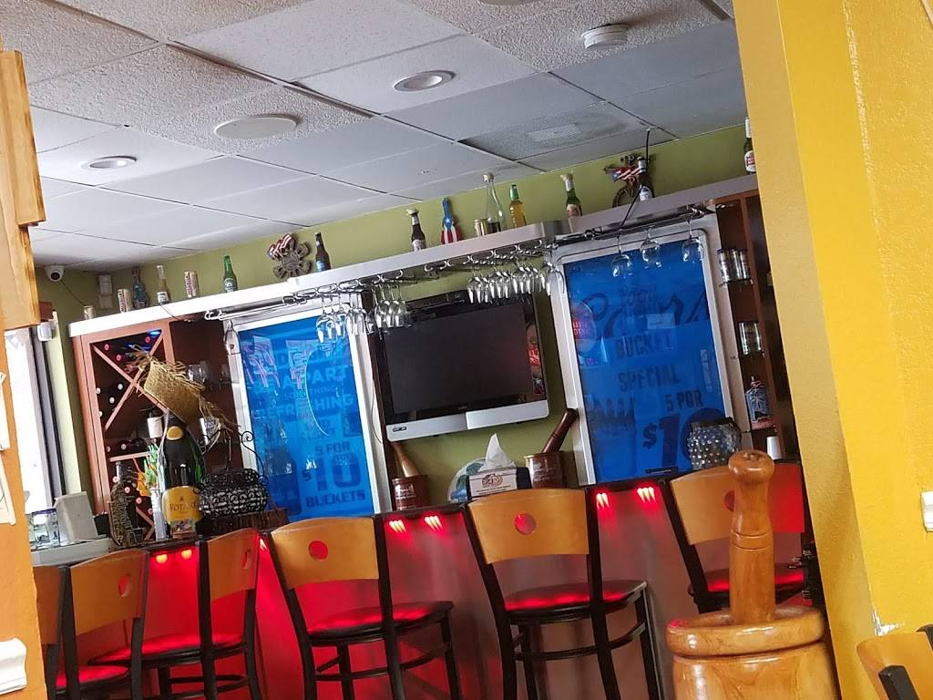 Miguelos Cafe & Bar | restaurant | 1201 N Main St, Kissimmee, FL 34744, USA | 4079786364 OR +1 407-978-6364