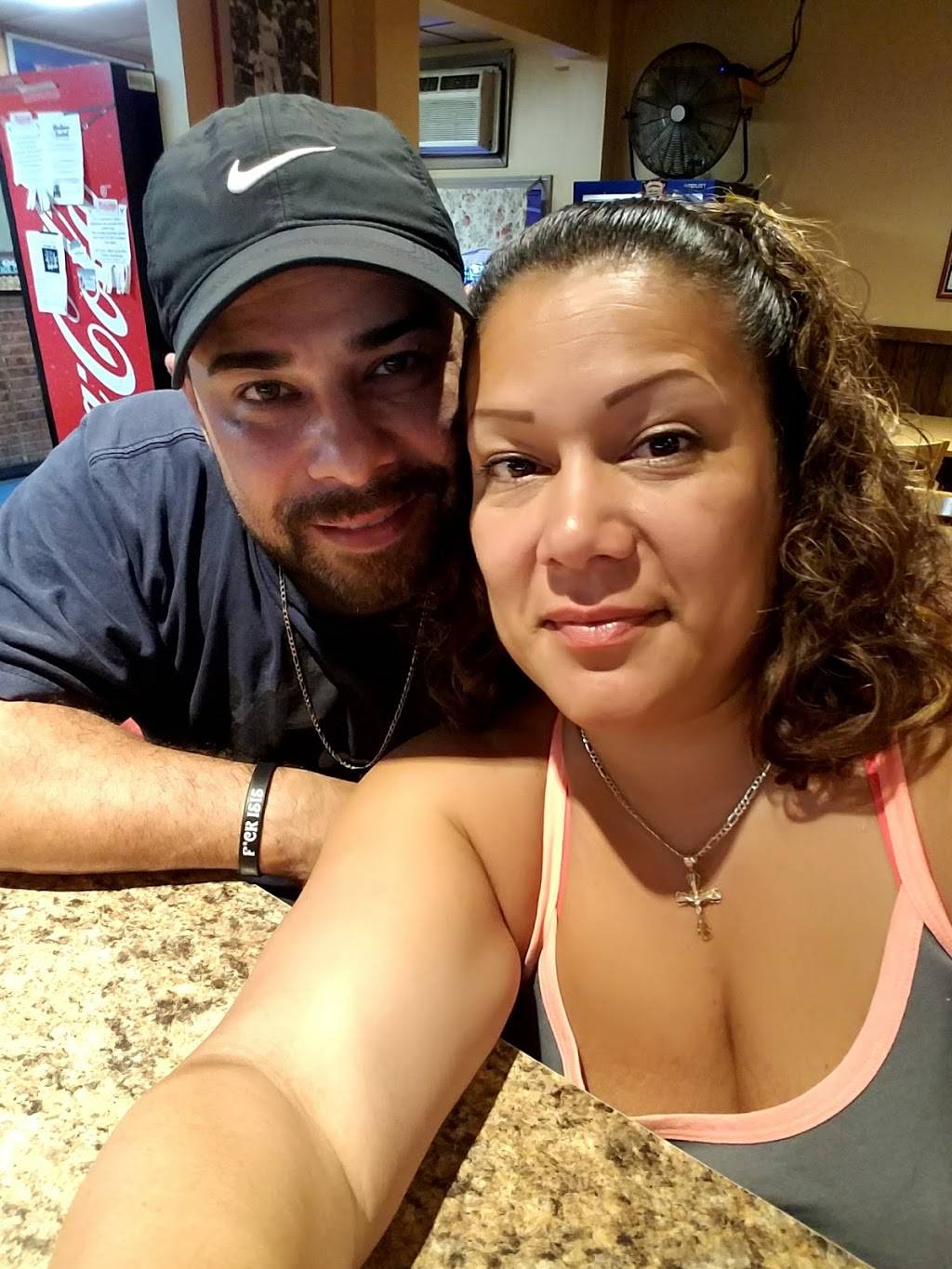 Pizza Express | restaurant | 2 Sutton Ave, Oxford, MA 01540, USA | 5089871151 OR +1 508-987-1151