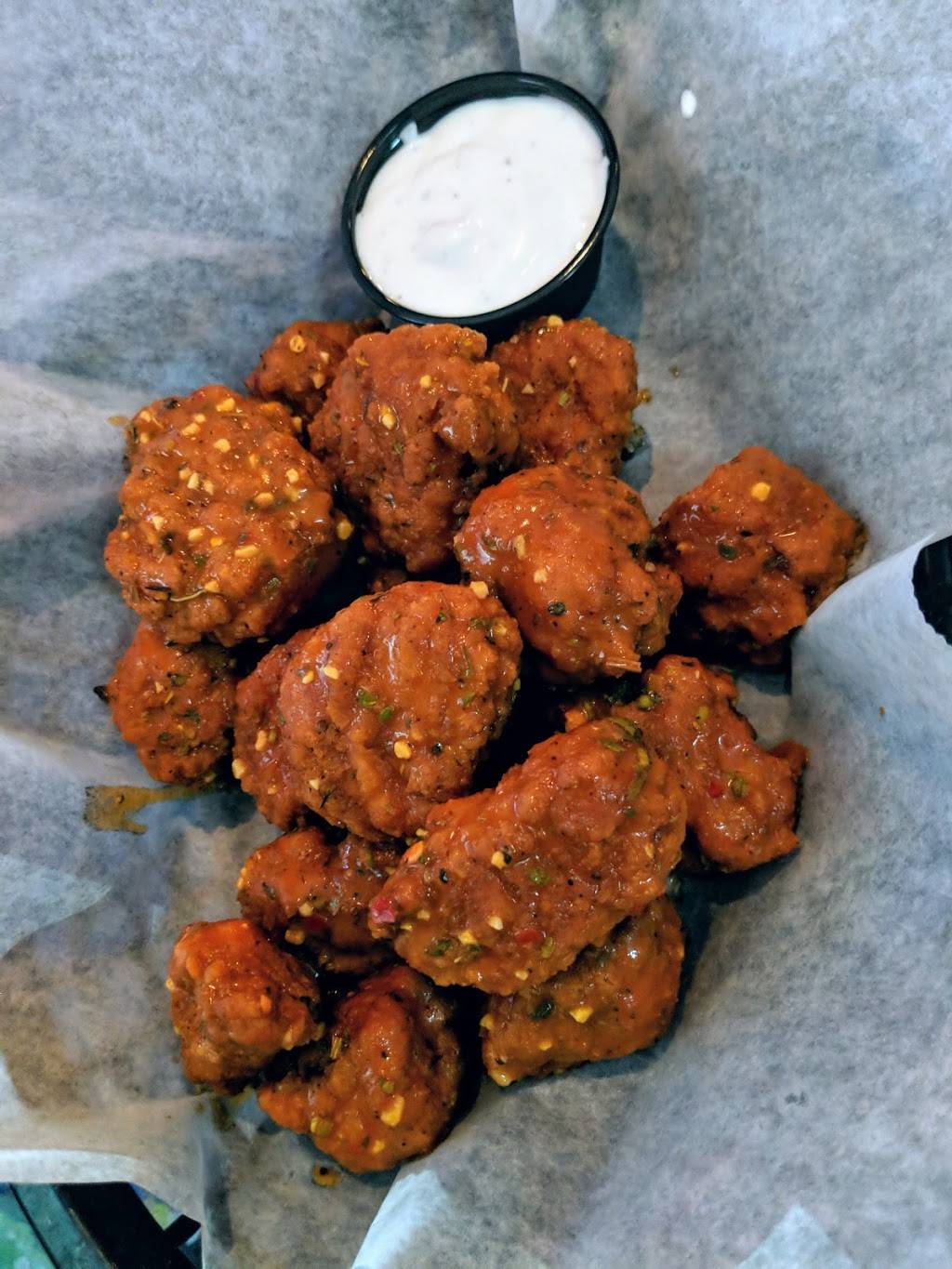 Rusconi Pizza Pub | restaurant | 126 W 6th St, Cincinnati, OH 45202, USA | 5137212253 OR +1 513-721-2253