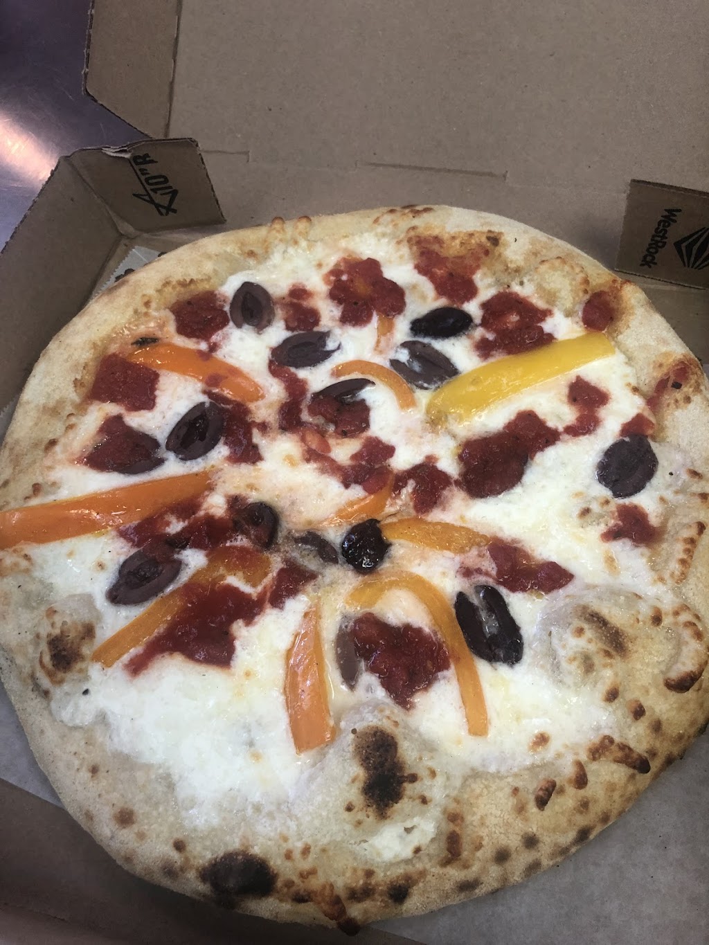 Mos Wood fired Kitchen | restaurant | 4956 Old Long Beach Rd SE Unit 10, Southport, NC 28461, USA | 9104776901 OR +1 910-477-6901