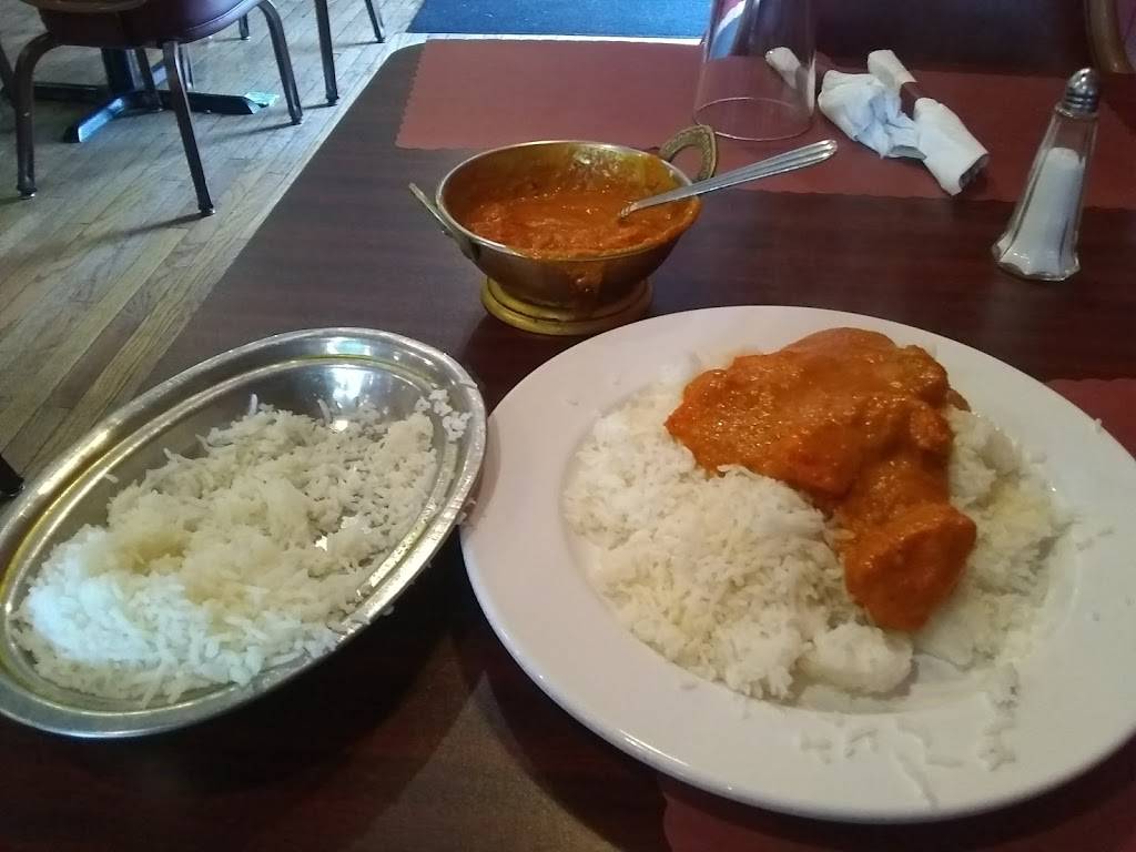 Kabob House & Mouchack Sweets | restaurant | 11405 Conant St, Hamtramck, MI 48212, USA | 3133662060 OR +1 313-366-2060