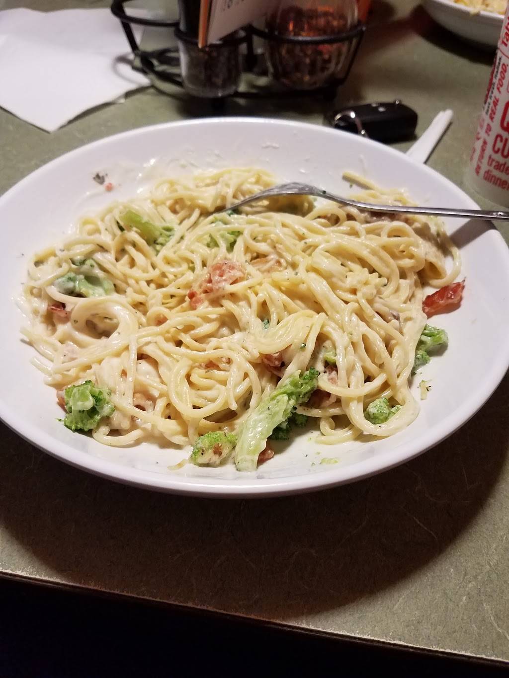 Fazolis | restaurant | 6345 Quivira Rd, Shawnee, KS 66216, USA | 9139625814 OR +1 913-962-5814