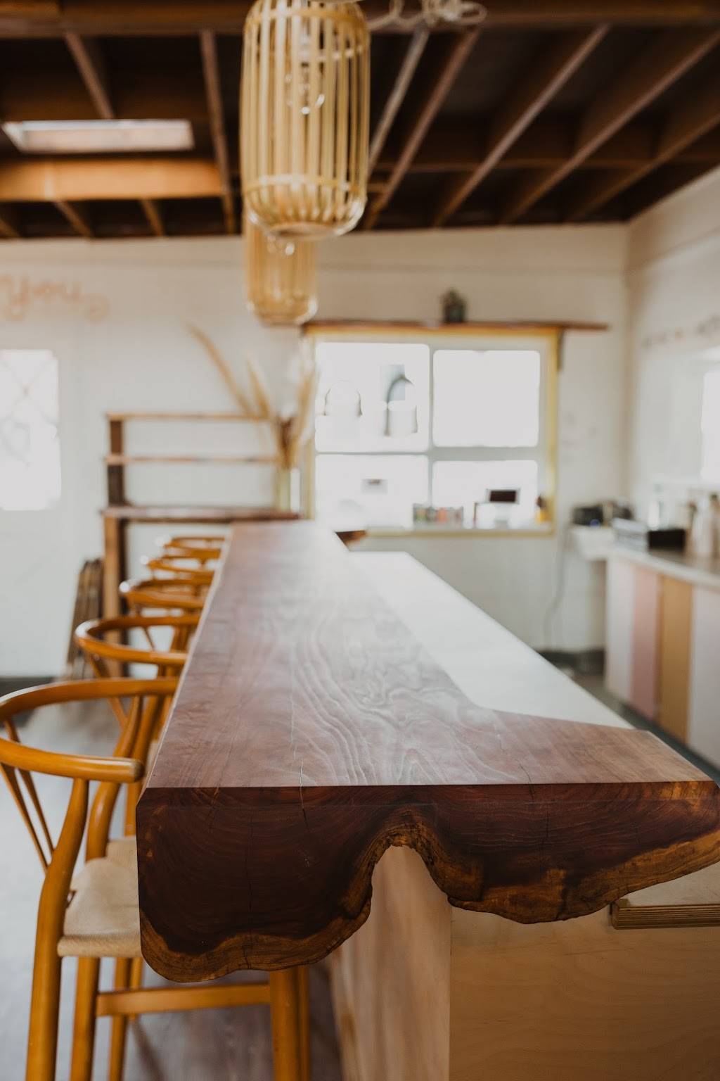 The Hidden Kitchen | restaurant | 113 N Ocean Ave, Cayucos, CA 93430, USA | 8059957030 OR +1 805-995-7030