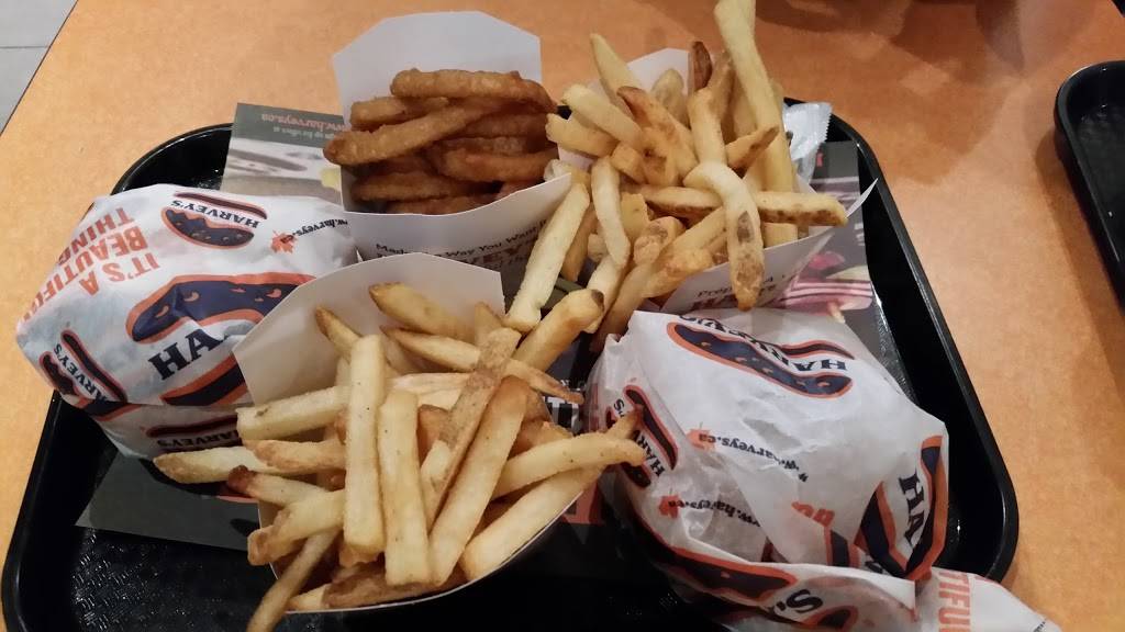 Harveys | restaurant | 1780 Markham Rd, Scarborough, ON M1B 2W2, Canada | 4163354545 OR +1 416-335-4545