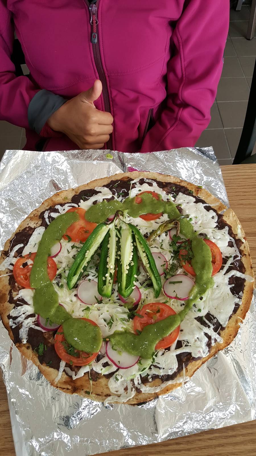 Oaxaca Pizzeria & Taqueria | restaurant | 2212 Madison Ave, Bridgeport, CT 06606, USA | 2035720486 OR +1 203-572-0486