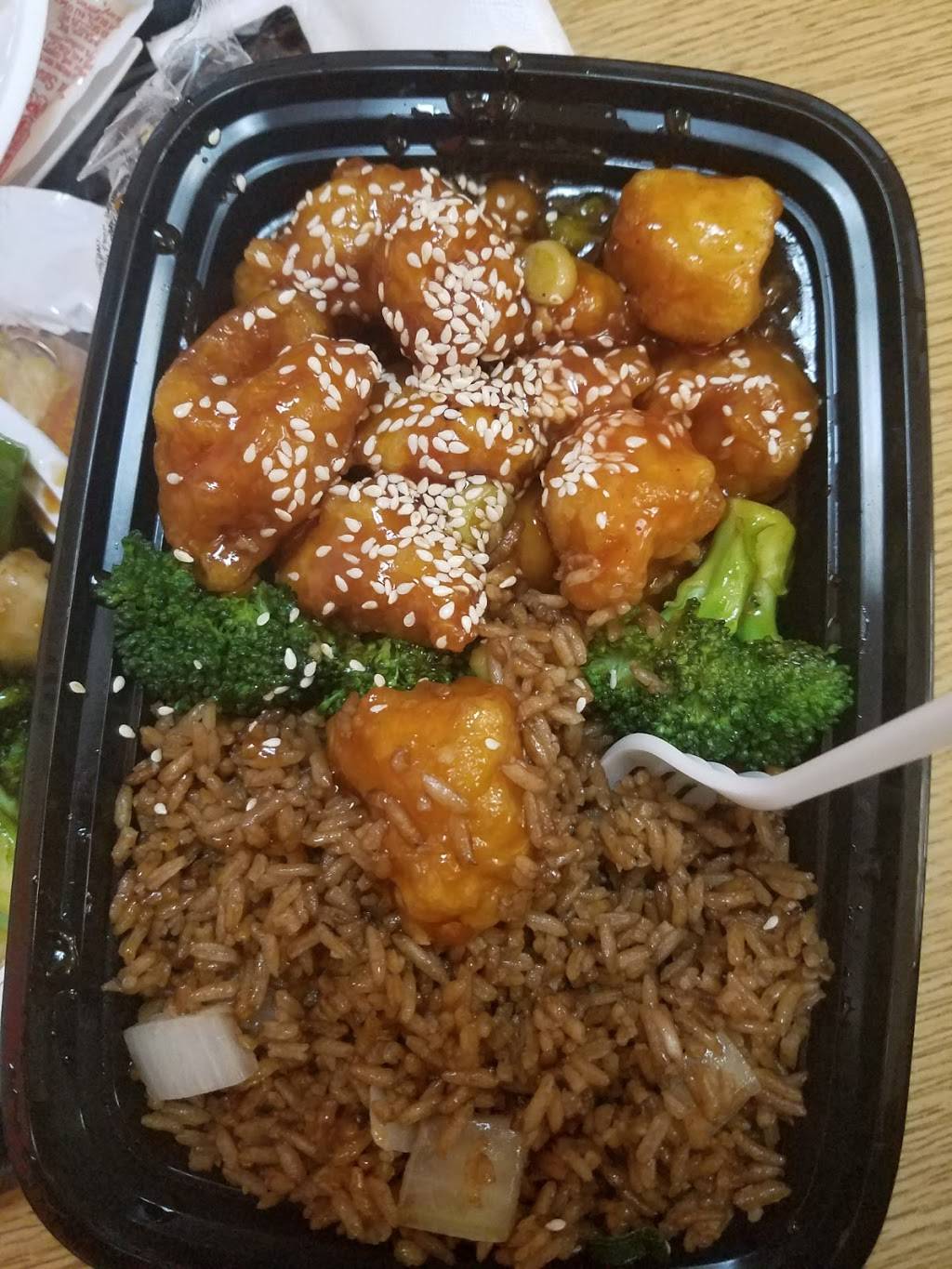 Grand Fortune | restaurant | 202 Avenue U, Brooklyn, NY 11223, USA | 7182668482 OR +1 718-266-8482