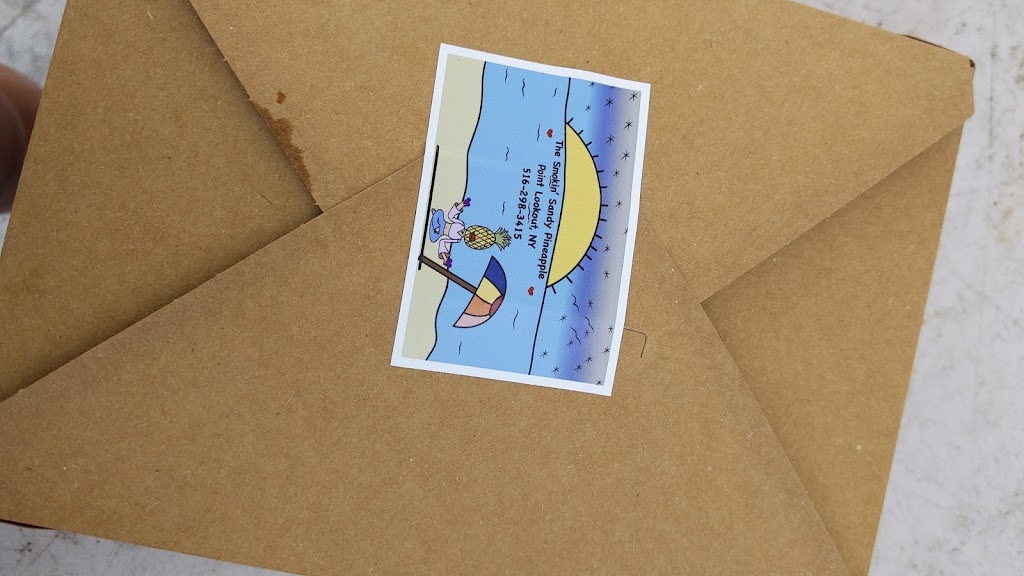 The Smokin Sandy Pineapple Food Truck | restaurant | 143 Bayside Dr, Point Lookout, NY 11569, USA | 5162983415 OR +1 516-298-3415