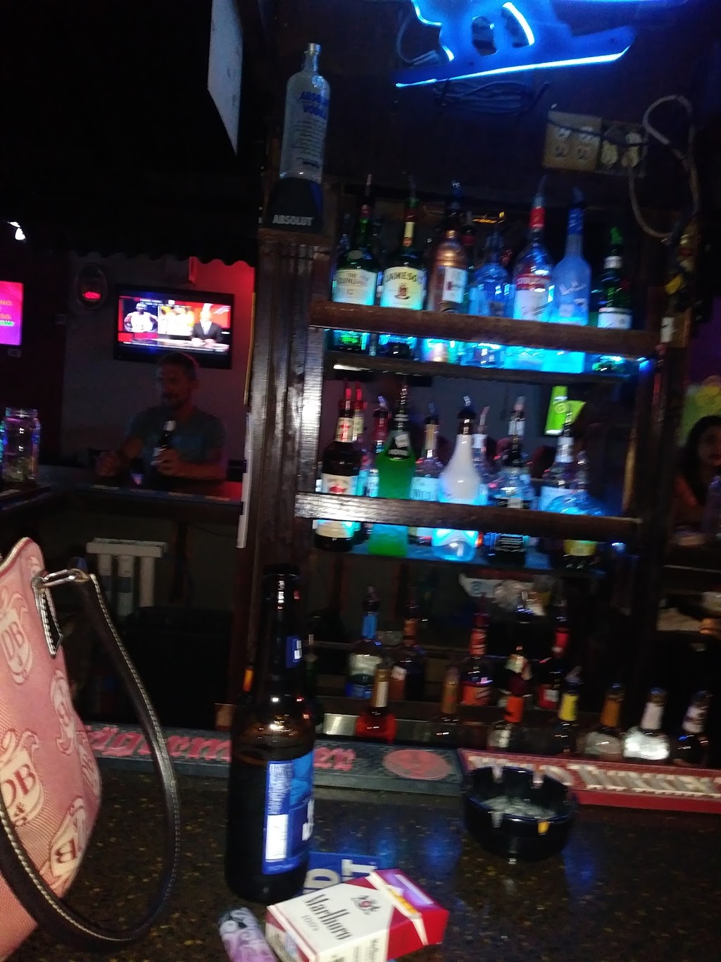 Hot Shots | restaurant | 615 W Wall St, Midland, TX 79701, USA | 4326873582 OR +1 432-687-3582