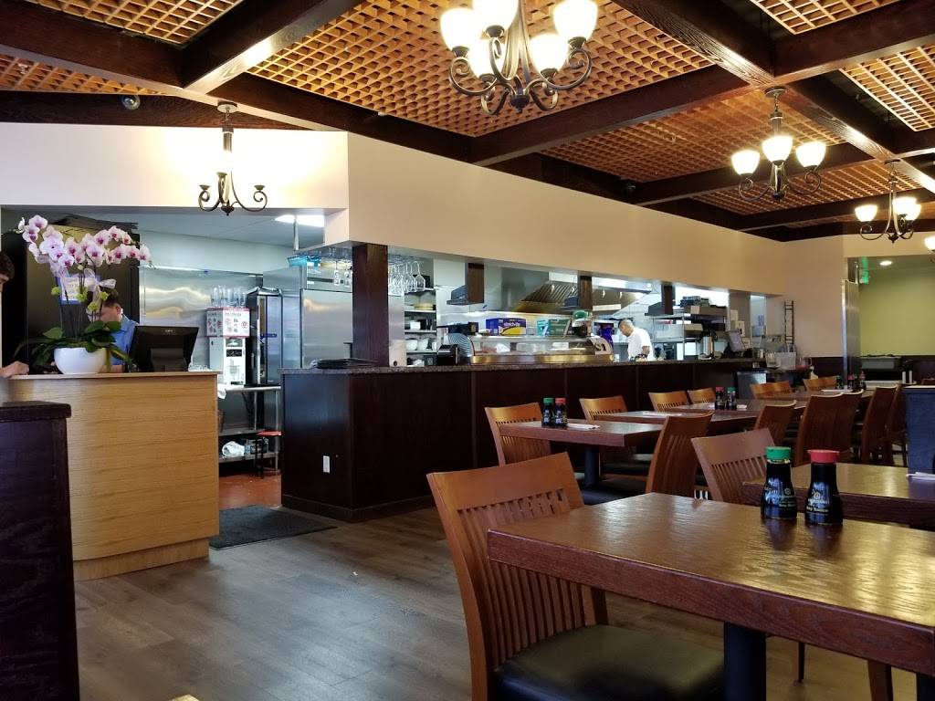 Oma Sushi | restaurant | 330 OFarrell St, San Francisco, CA 94102, USA | 4157570066 OR +1 415-757-0066