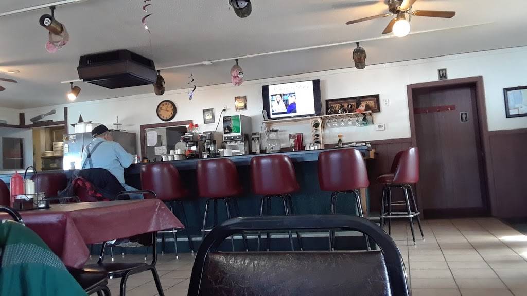 Mas Place | restaurant | 5375 State Rd 17, Gleason, WI 54435, USA | 7158733377 OR +1 715-873-3377