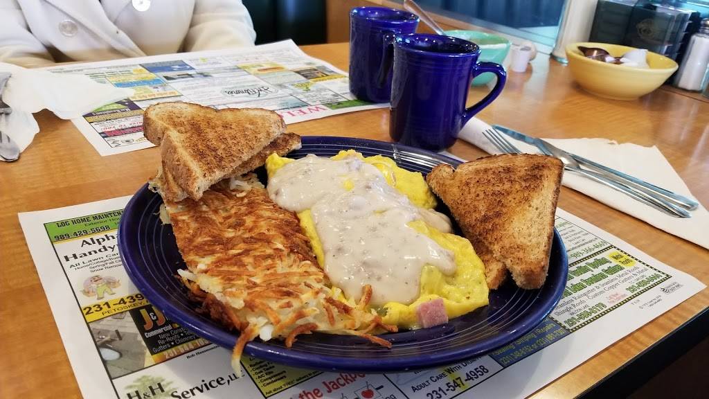 J W Filmores Family Restaurant | restaurant | 906 Spring St, Petoskey, MI 49770, USA | 2313487500 OR +1 231-348-7500