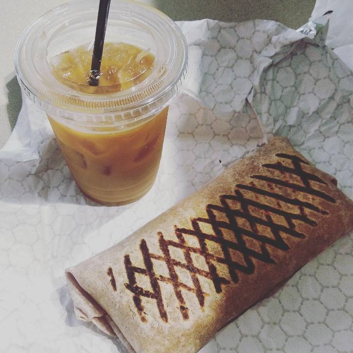 Longboards Wraps & Bowls | restaurant | 106 S 7th St, St Joseph, MO 64501, USA | 8168663840 OR +1 816-866-3840