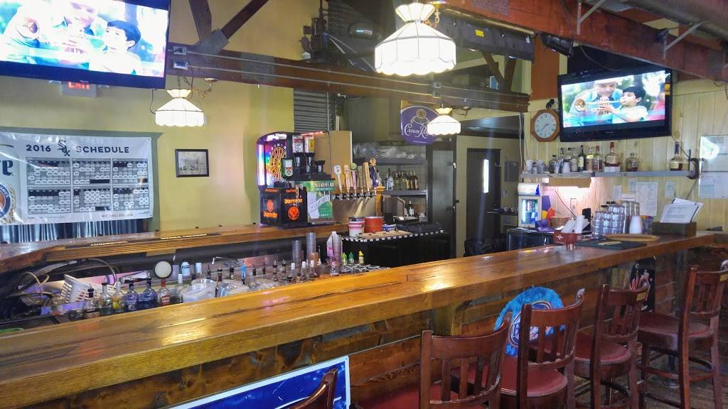 Pub West | restaurant | 100 E Adams St, Waterman, IL 60556, USA | 8152643637 OR +1 815-264-3637