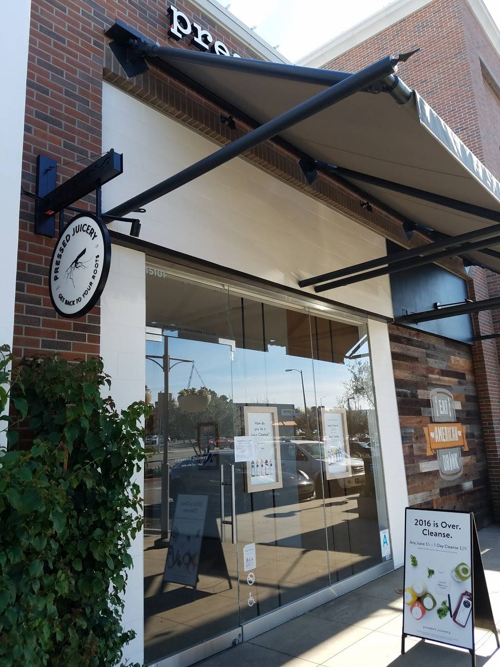 Pressed Juicery | restaurant | 6250 Topanga Canyon Blvd, Woodland Hills, CA 91367, USA | 8187041296 OR +1 818-704-1296