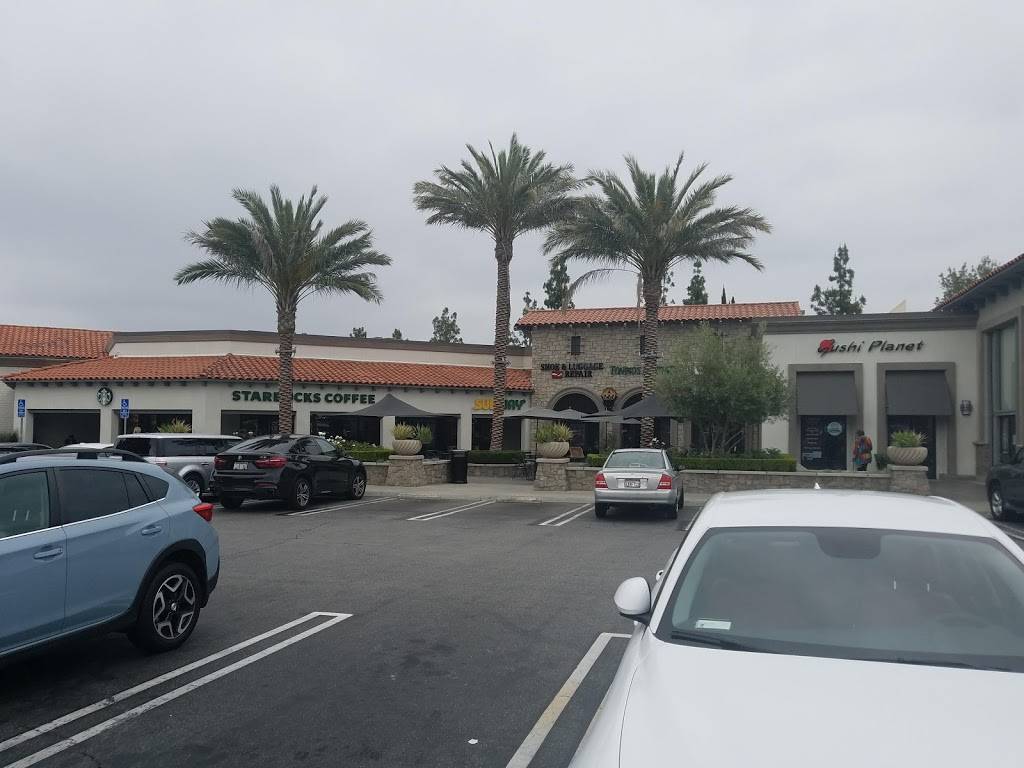 Starbucks | cafe | 23335 Mulholland Dr, Woodland Hills, CA 91364, USA | 8185911380 OR +1 818-591-1380