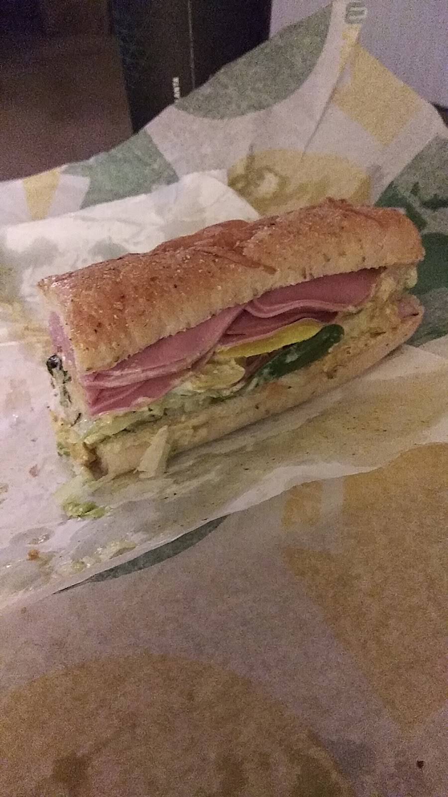 Subway | restaurant | 5209 W Fayetteville Rd, College Park, GA 30349, USA | 7707037523 OR +1 770-703-7523