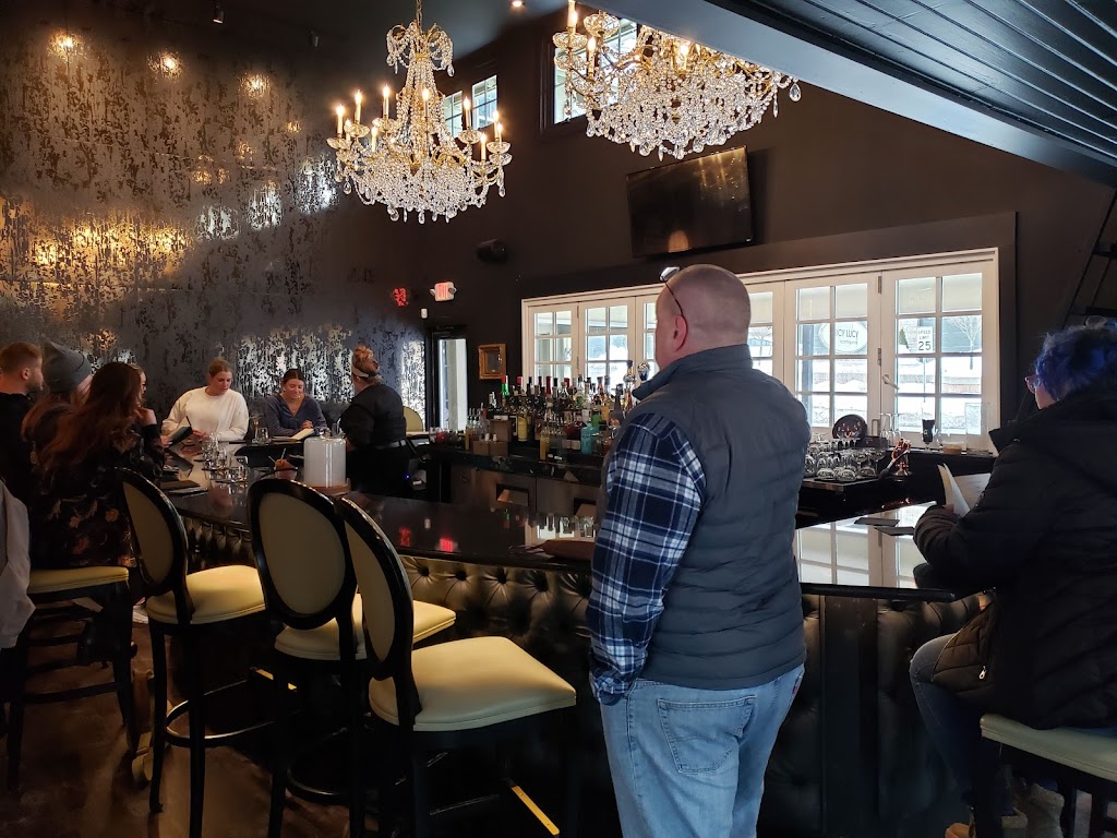 M Bevy | restaurant | 87 West St, Chagrin Falls, OH 44022, USA | 4406007189 OR +1 440-600-7189