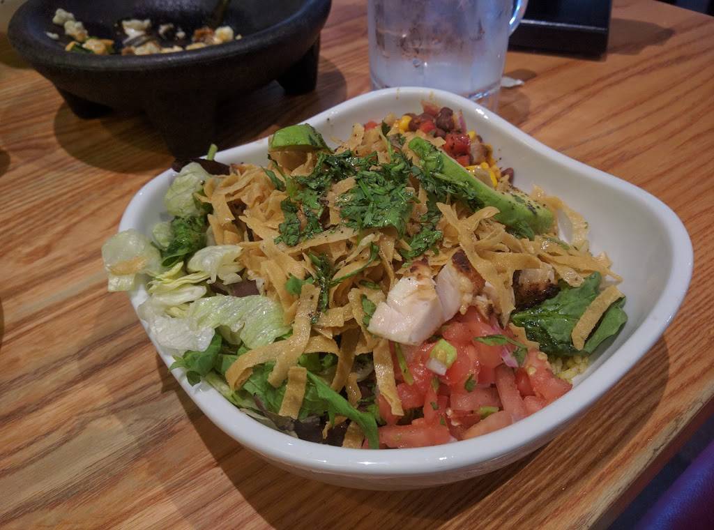 Chilis Grill & Bar | restaurant | 8950 Rosedale Hwy, Bakersfield, CA 93312, USA | 6615885872 OR +1 661-588-5872