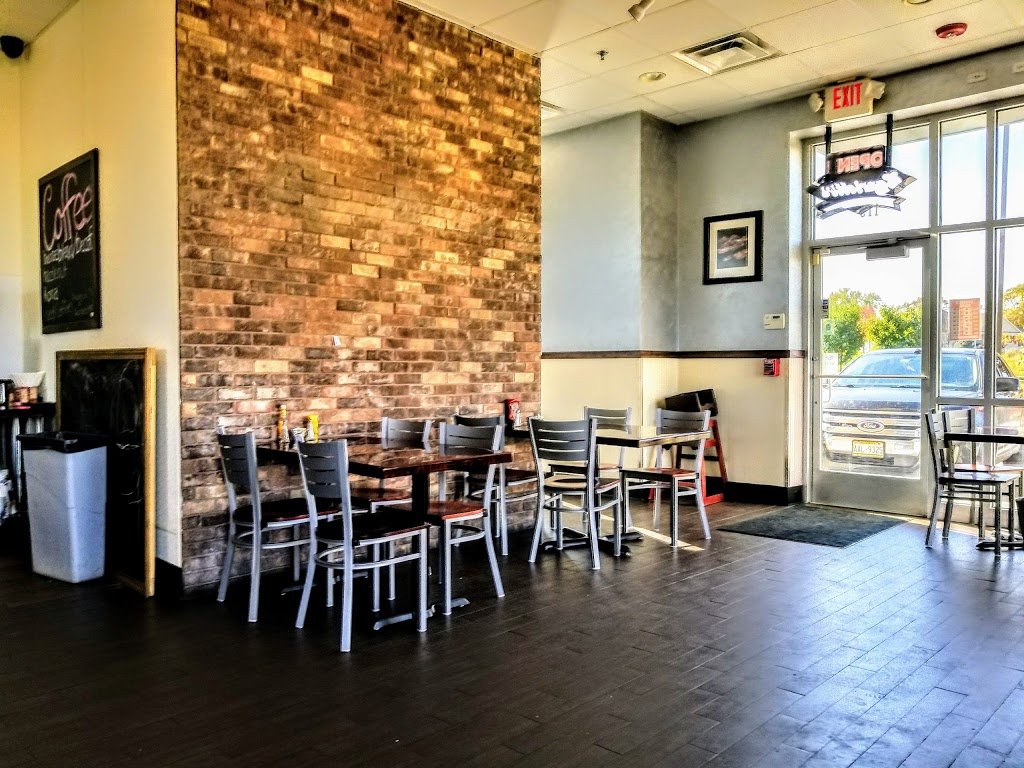 Lolas Cafe | cafe | 610 Junction Rd #113, Madison, WI 53717, USA | 6088412220 OR +1 608-841-2220