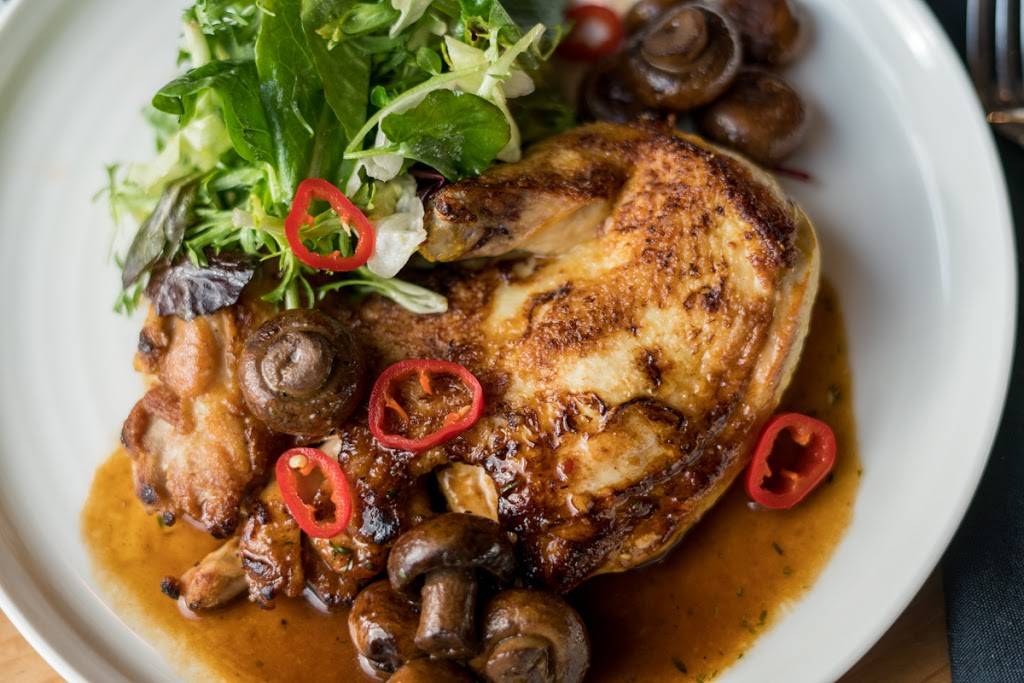 Three V | restaurant | 10 Cordage Park Cir #253, Plymouth, MA 02360, USA | 5089274046 OR +1 508-927-4046