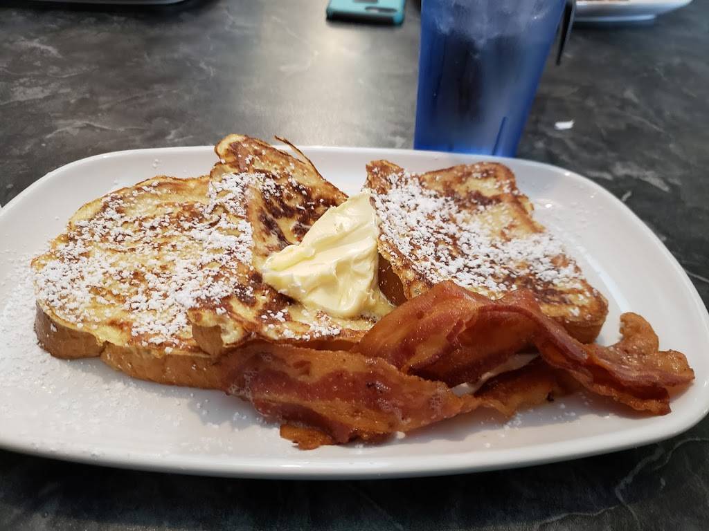 Cafe Olgun | restaurant | 11 W Liberty St SE, Girard, OH 44420, USA | 3305456015 OR +1 330-545-6015