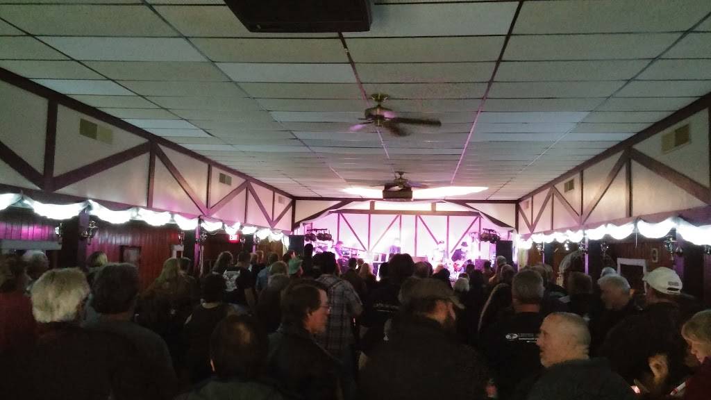 Orchard Inn | restaurant | Old Orchard Rd, Menomonee Falls, WI 53051, USA | 2622555627 OR +1 262-255-5627