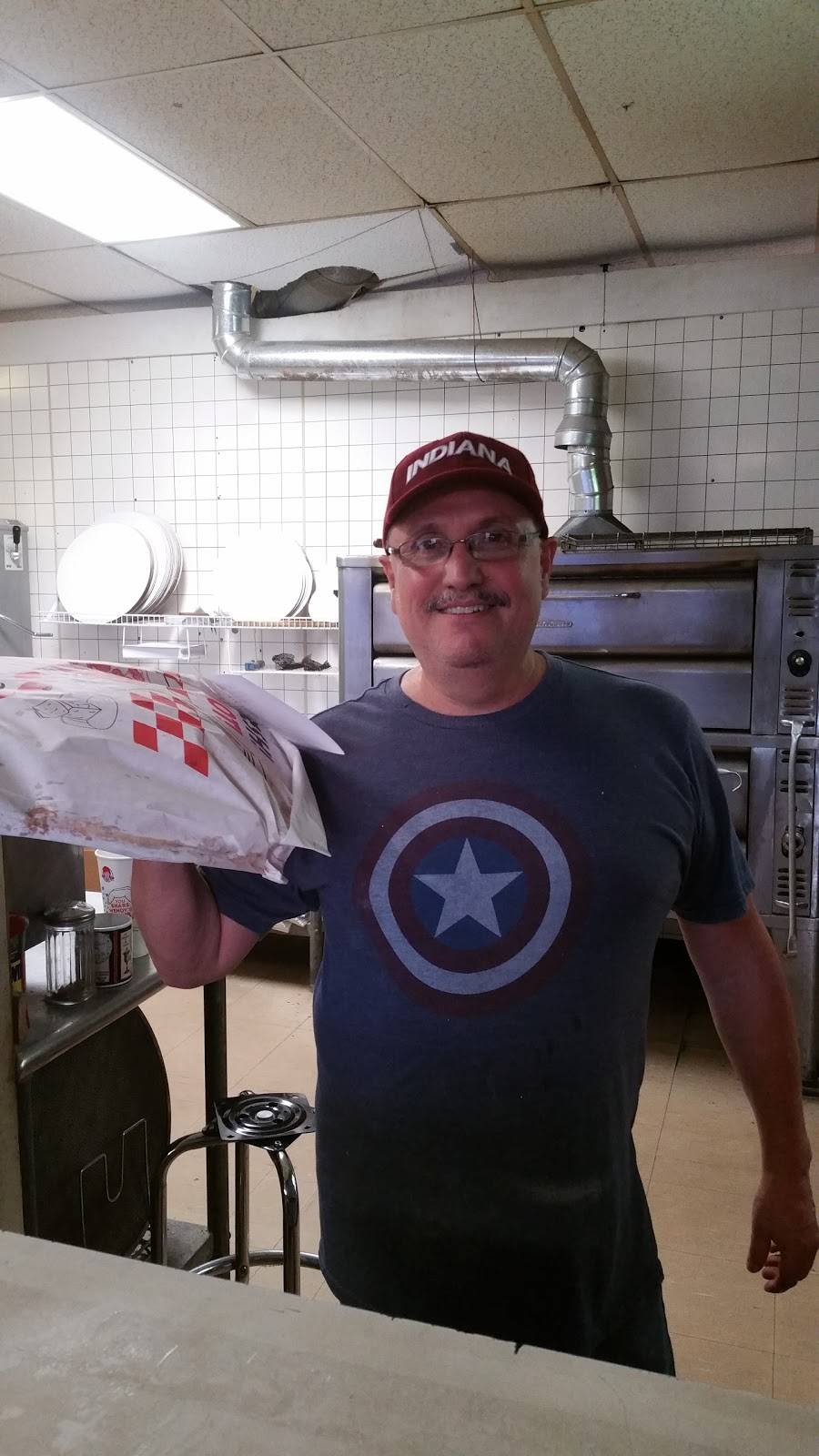 Paisanos Pizza | restaurant | 6833 Calumet Ave, Hammond, IN 46324, USA | 2199322233 OR +1 219-932-2233