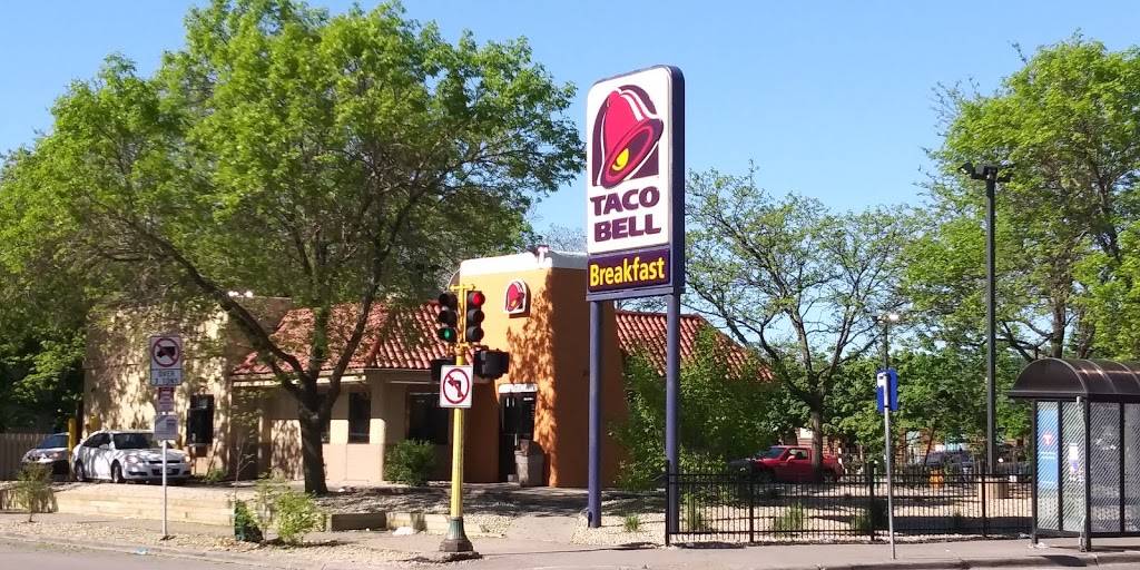 Taco Bell | meal takeaway | 215 E Lake St, Minneapolis, MN 55408, USA | 6128271203 OR +1 612-827-1203