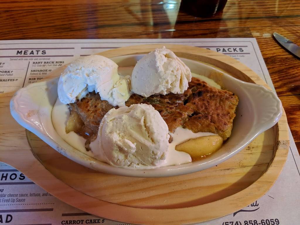 Hunters Barbeque | restaurant | 204 E State St, Etna Green, IN 46524, USA | 5748586059 OR +1 574-858-6059