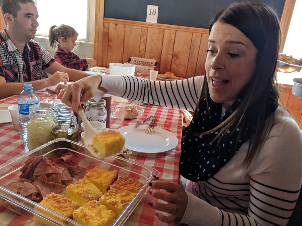 Erabiliere Chez Lahaie | restaurant | 3401 Chemin du Parc National, Shawinigan, QC G9T 5K5, Canada | 8195332048 OR +1 819-533-2048